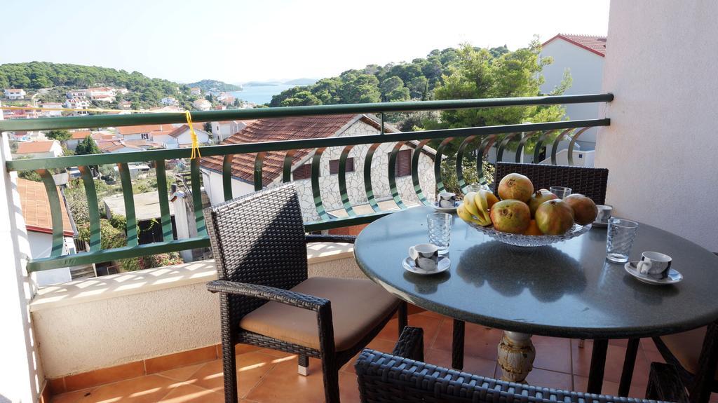 Villa Dvorine Tisno Phòng bức ảnh