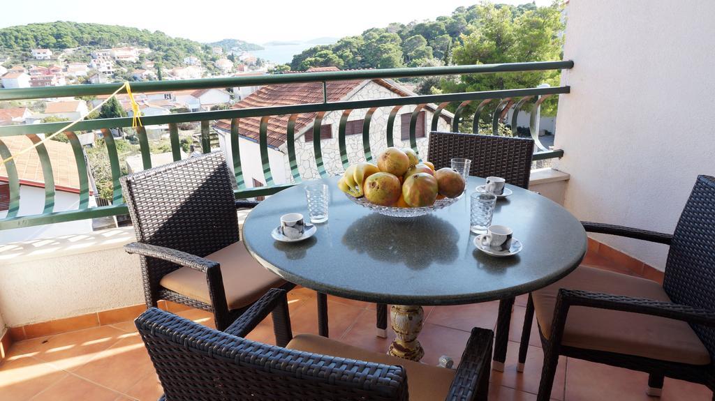 Villa Dvorine Tisno Phòng bức ảnh
