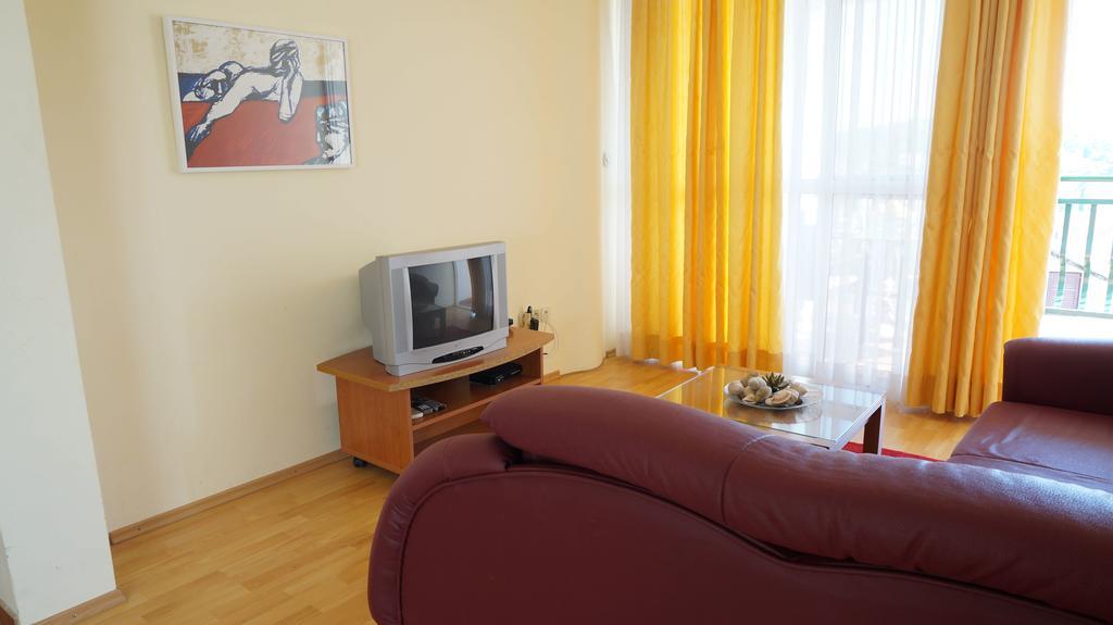 Villa Dvorine Tisno Phòng bức ảnh